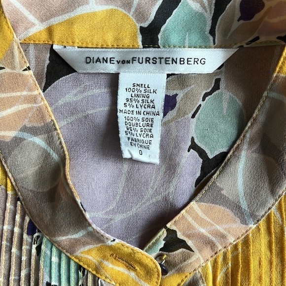 Diane Von Furstenberg Yellow Rose Print Silk Puff Sleeve Button Up Blouse - Picture 3 of 6